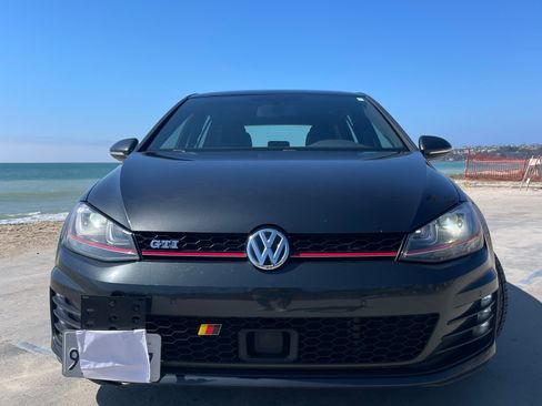 Used 2015 Volkswagen GTI Autobahn w/ Lighting Package (SEL) image 2