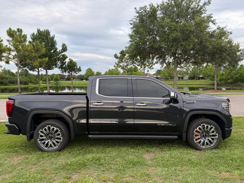 Used 2026 GMC Sierra 1500 Denali Ultimate AWD/4WD image 13