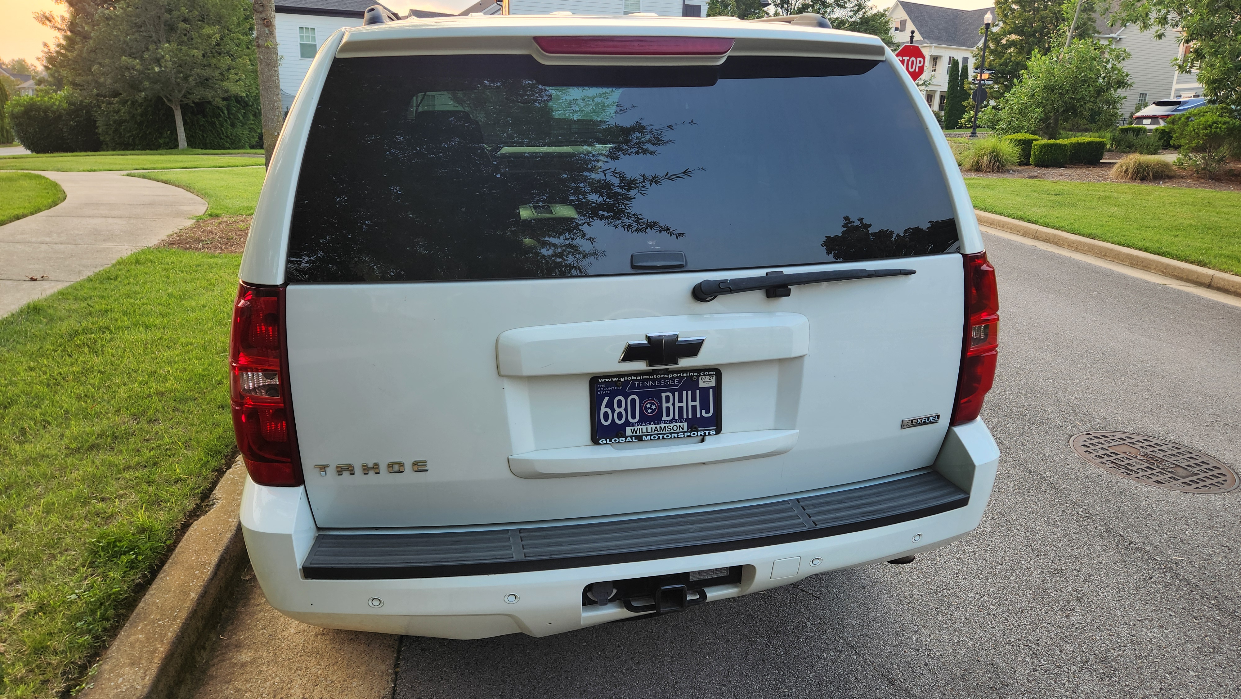 Used 2008 Chevrolet Tahoe LTZ w/ LTZ Preferred Equipment Group RWD image 5