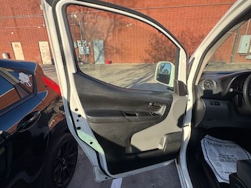 Used 2017 Nissan NV200 SV w/ Technology Package image 8