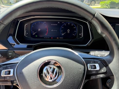 Used 2020 Volkswagen Jetta SEL FWD image 18