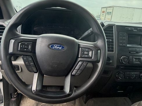 Used 2018 Ford F550 2WD Regular Cab Super Duty image 13