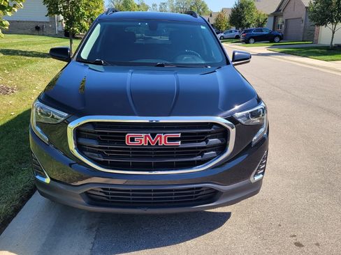 Used 2019 GMC Terrain SLE w/ Driver Convenience Package image 1