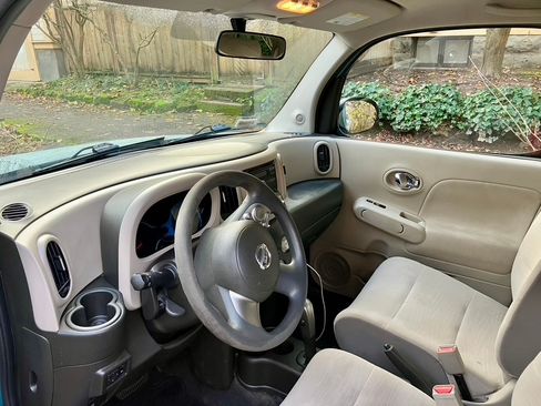 Used 2009 Nissan Cube 1.8 S w/ Interior Designer Pkg image 11