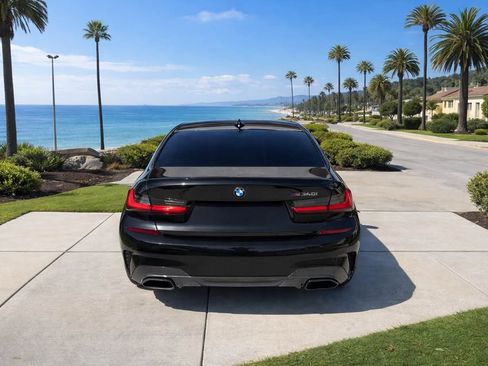 Used 2021 BMW M340i w/ Driving Assistance Package image 9