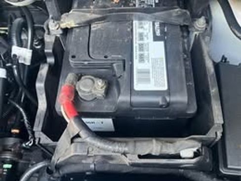 Used 2014 Ford Focus SE FWD image 12
