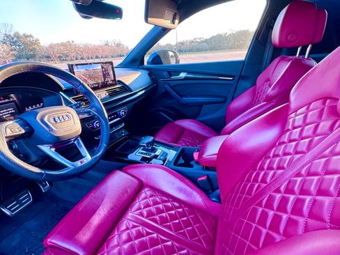 Used 2023 Audi SQ5 Premium Plus w/ Premium Plus Package image 8