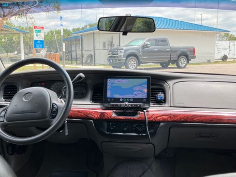 Used 2000 Mercury Grand Marquis GS RWD image 12