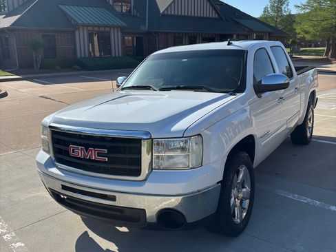 Used 2010 GMC Sierra 1500 SL RWD image 6