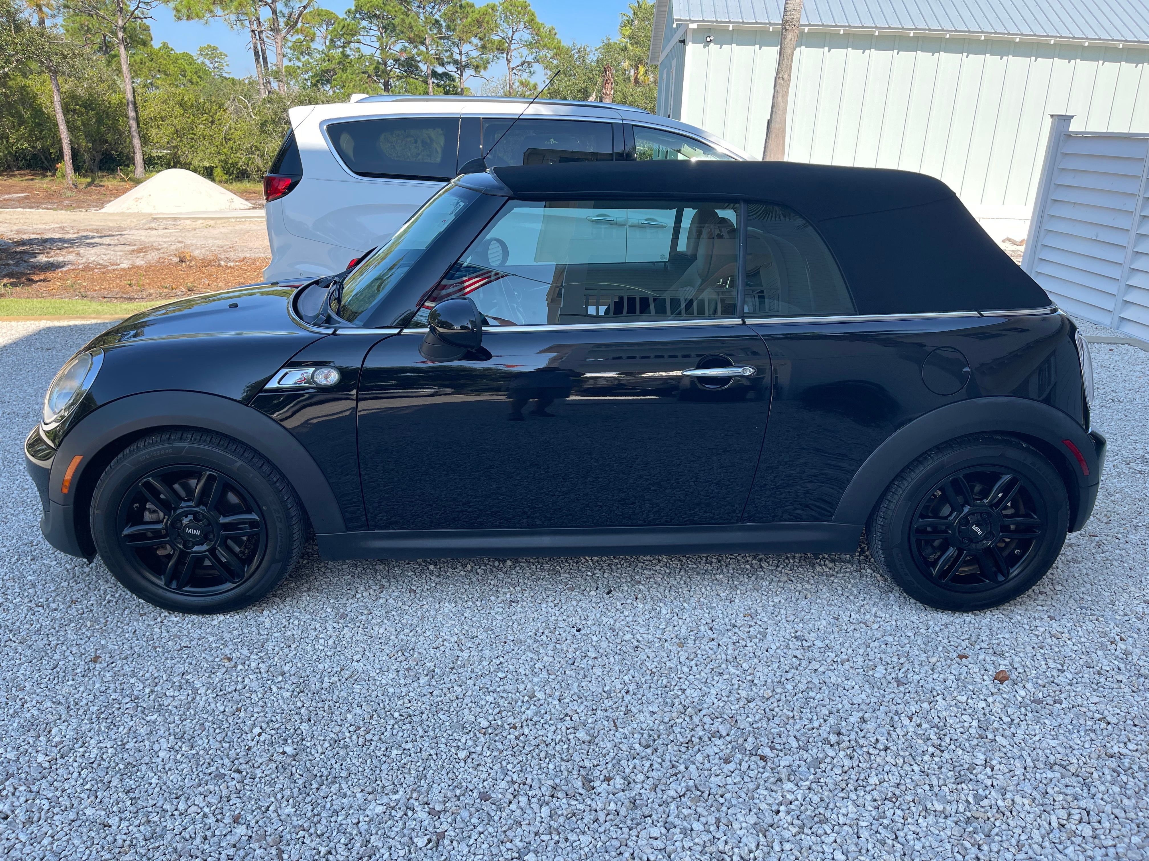 Used 2014 MINI Cooper S FWD image 8