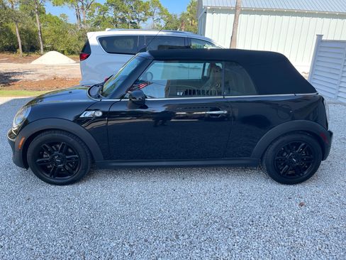 Used 2014 MINI Cooper S FWD image 8
