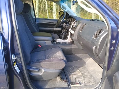 Used 2010 Toyota Tundra 4x4 Double Cab w/ SR5 Pkg image 28