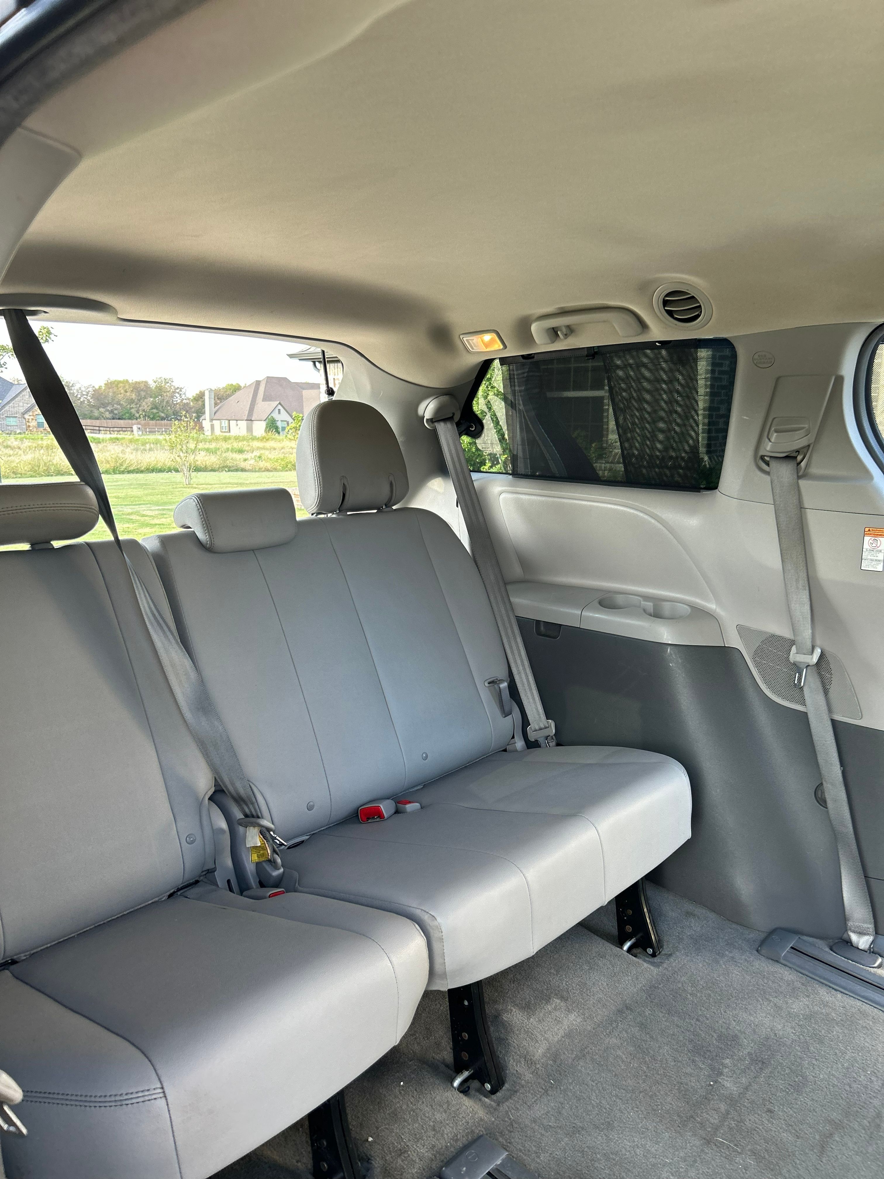 Used 2015 Toyota Sienna XLE FWD image 20