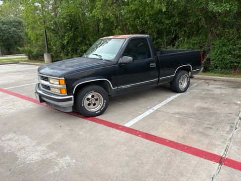 Used 1998 Chevrolet Silverado 1500 2WD Regular Cab w/ Preferred Equipment Group 3 image 4