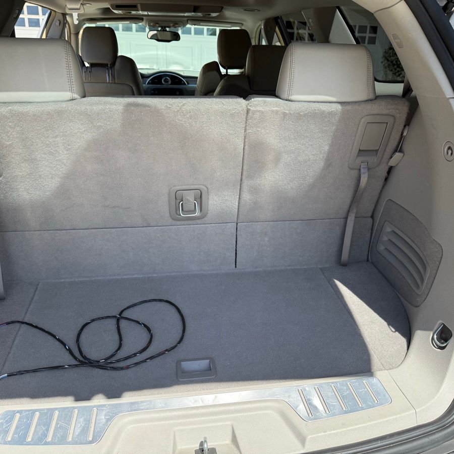 Used 2008 Buick Enclave CXL w/ Entertainment Package #4 FWD image 17
