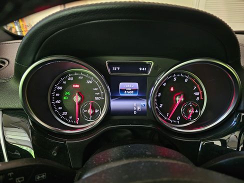 Used 2019 Mercedes-Benz GLS 450 4MATIC image 13