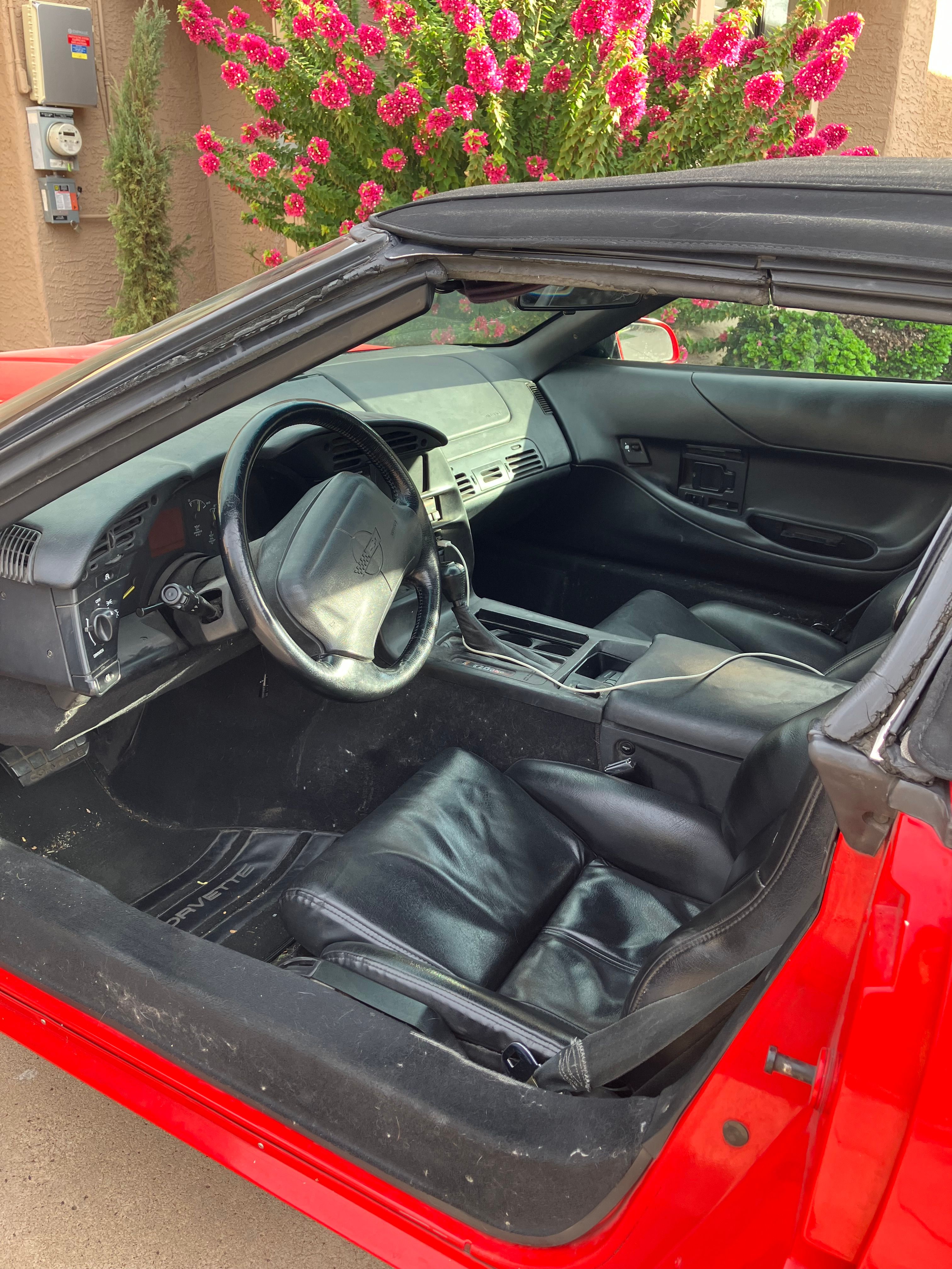 Used 1994 Chevrolet Corvette Convertible RWD image 9