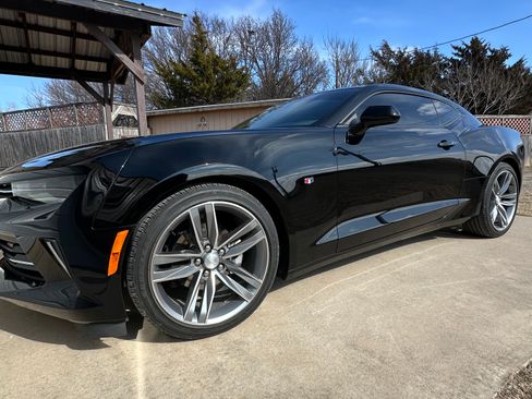 Used 2016 Chevrolet Camaro LT w/ RS Package image 13