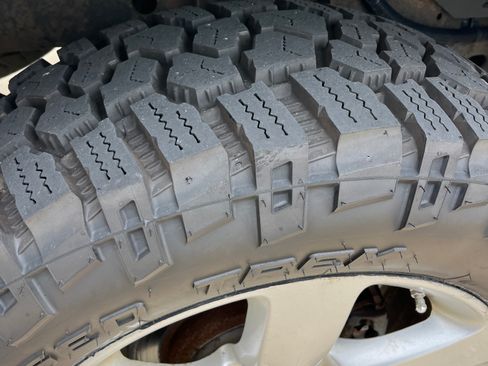 Used 2010 Nissan Titan XE AWD/4WD image 19