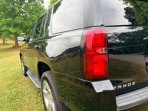 Used 2016 Chevrolet Tahoe LT w/ Max Trailering Package AWD/4WD image 10