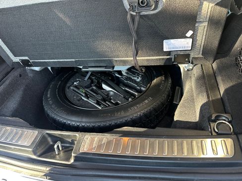 Used 2018 Mercedes-Benz GLS 550 4MATIC image 8