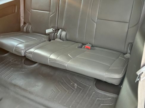 Used 2016 GMC Yukon Denali w/ Open Road Package image 27