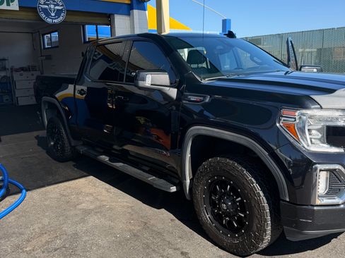 Used 2020 GMC Sierra 1500 AT4 w/ AT4 Premium Package AWD/4WD image 23