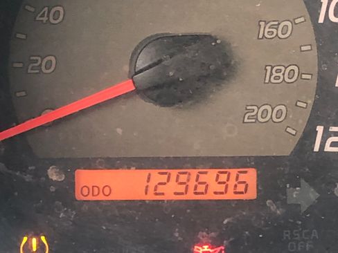 Used 2011 Toyota Tacoma 4x4 Access Cab V6 image 1