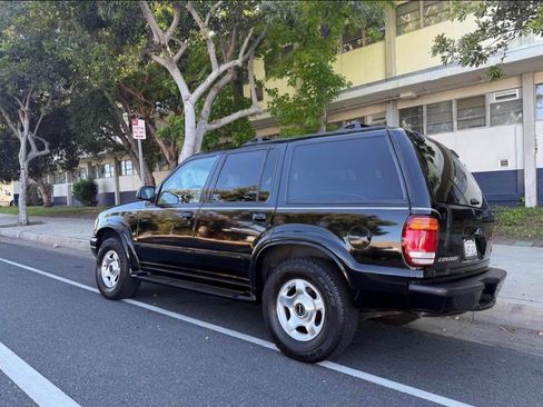 Used 2000 Ford Explorer Limited RWD image 5