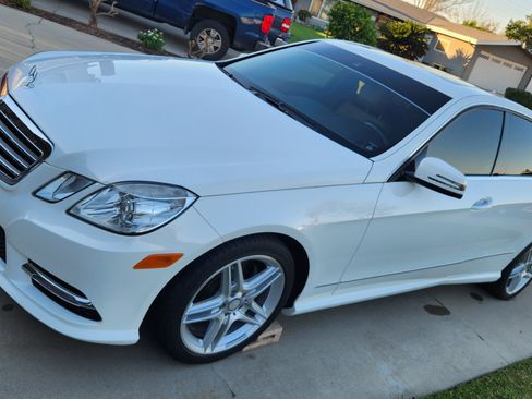 Used 2013 Mercedes-Benz E 350 Sedan image 4