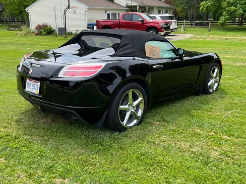 Used 2009 Saturn Sky w/ Premium Trim Package image 1