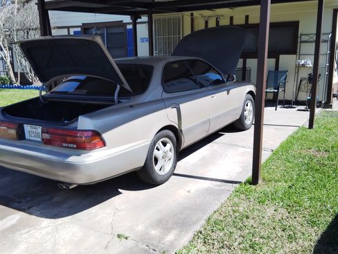Used 1992 Lexus ES 330 image 6