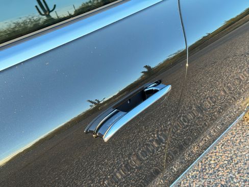 Used 2022 Mercedes-Benz EQS 450+ Sedan image 16