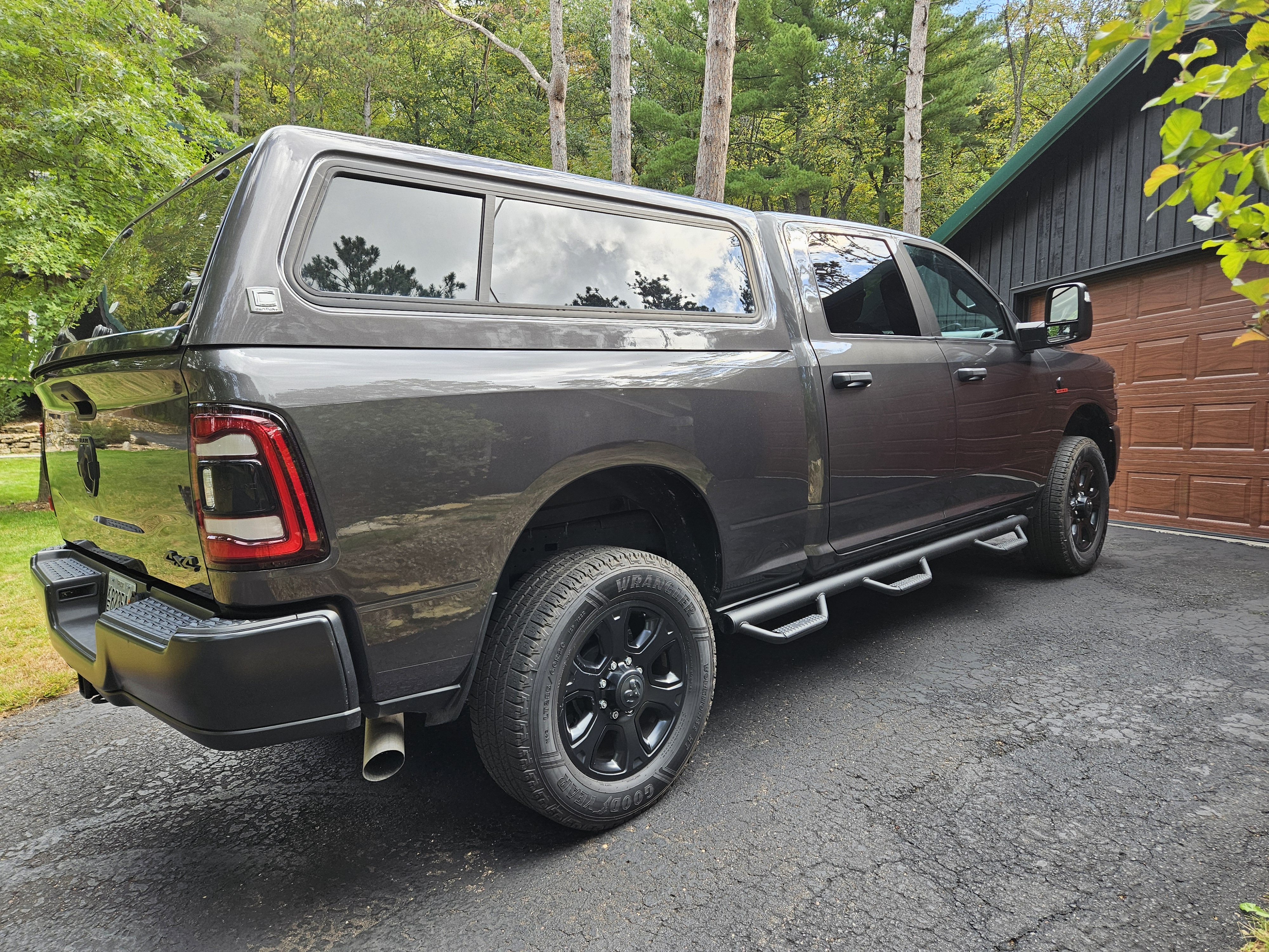 Used 2024 RAM 2500 Tradesman w/ Snow Chief Group AWD/4WD image 8