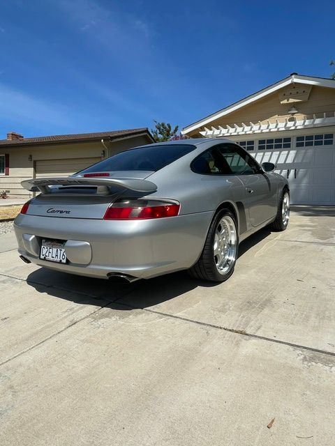 Used 2003 Porsche 911 Carrera image 9