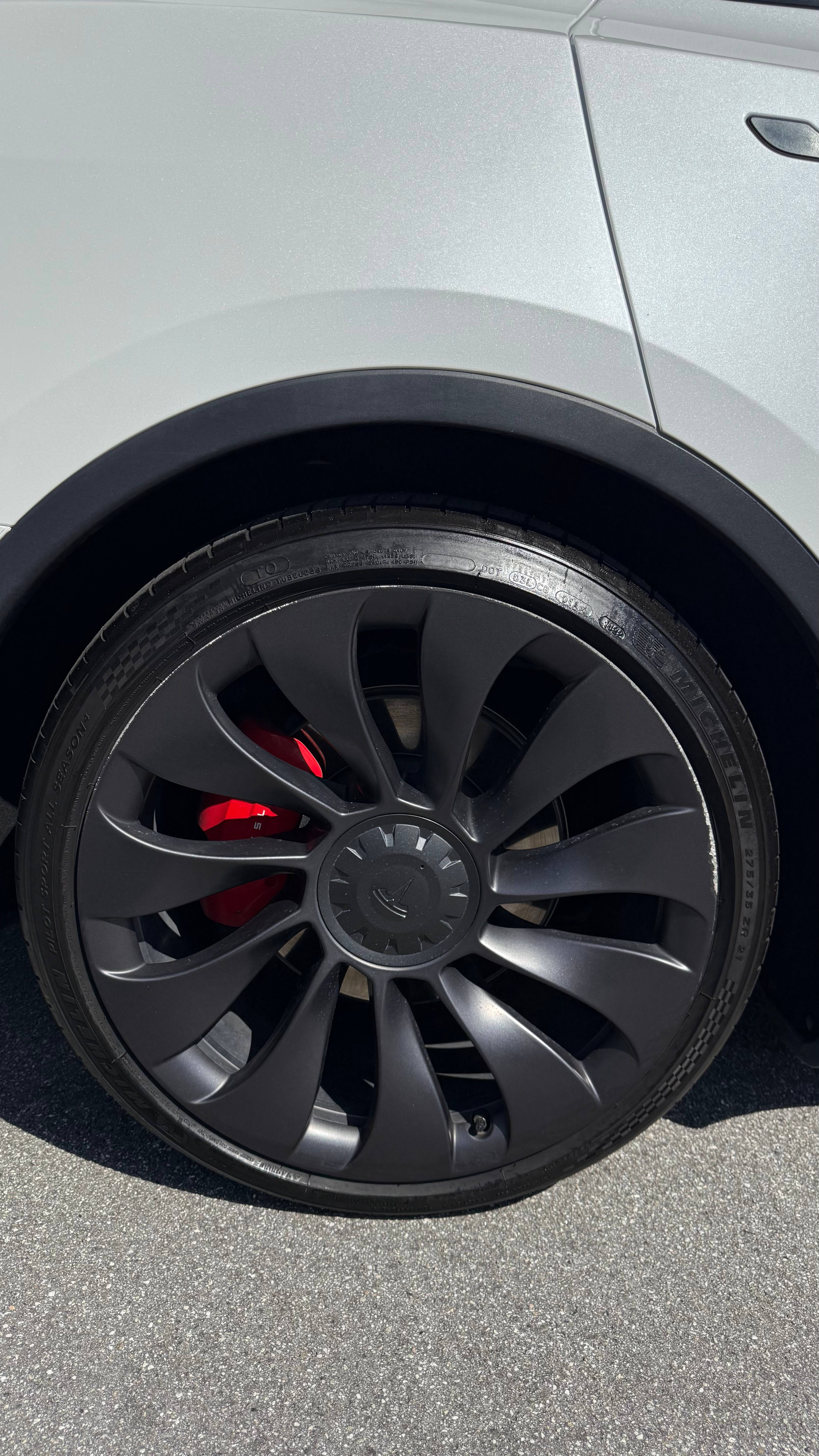 Used 2021 Tesla Model Y Performance AWD/4WD image 9