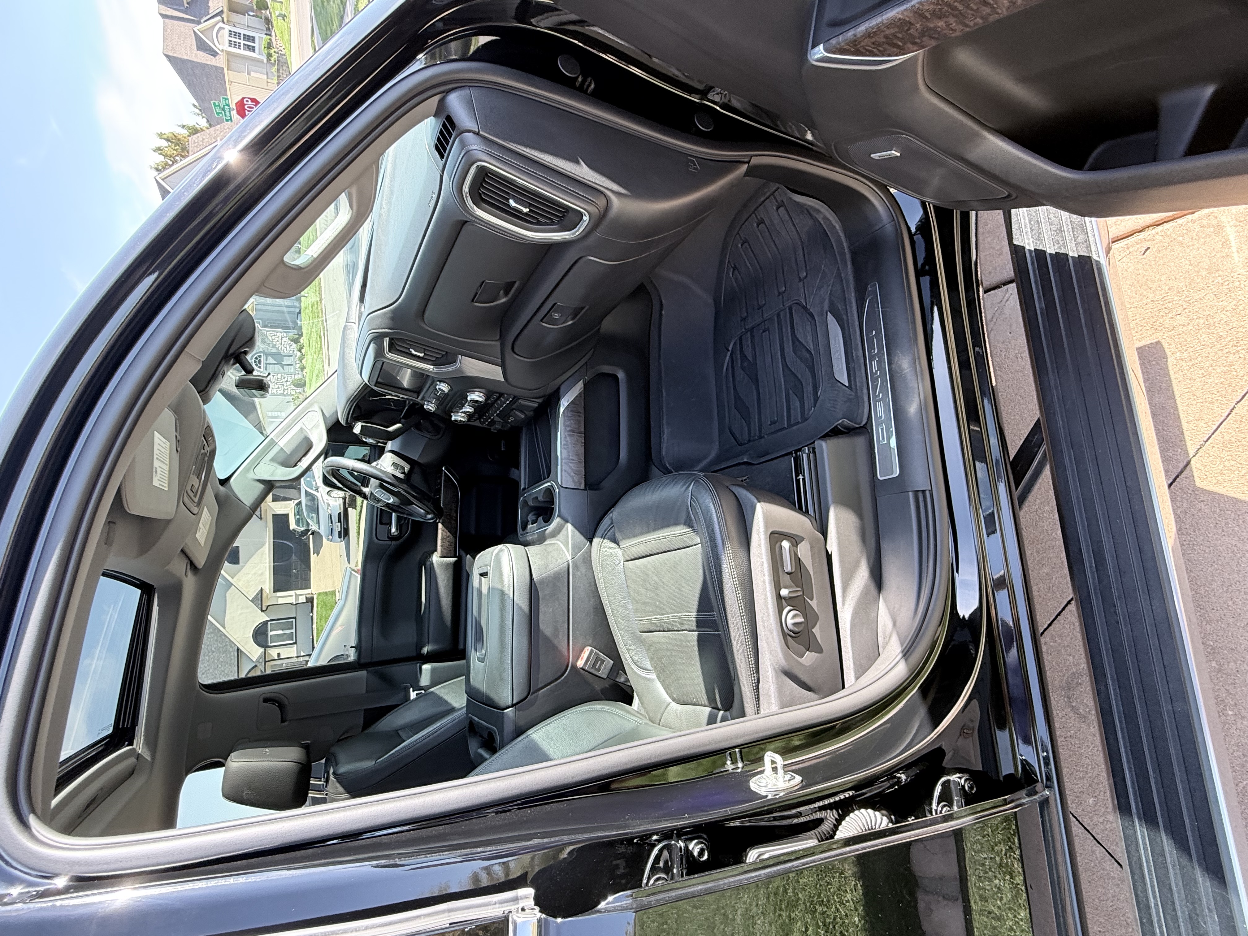 Used 2019 GMC Sierra 1500 Denali w/ Denali Ultimate Package AWD/4WD image 11