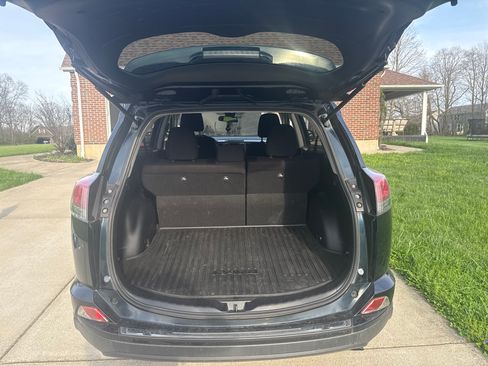 Used 2018 Toyota RAV4 LE w/ All Weather Liner Package image 6