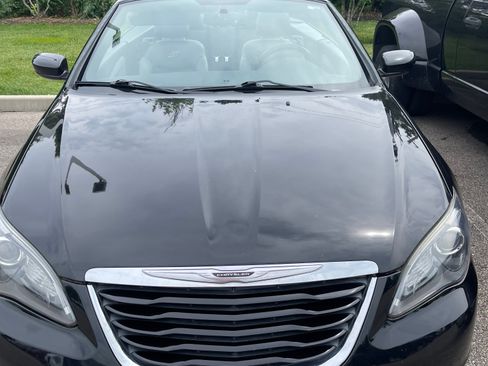 Used 2011 Chrysler 200 S image 5