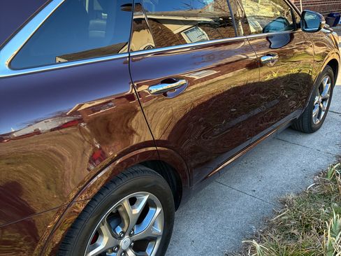 Used 2017 Kia Sorento SX FWD image 2
