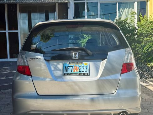 Used 2011 Honda Fit Sport image 1