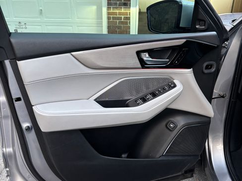 Used 2024 Acura MDX SH-AWD w/ Advance Package image 15