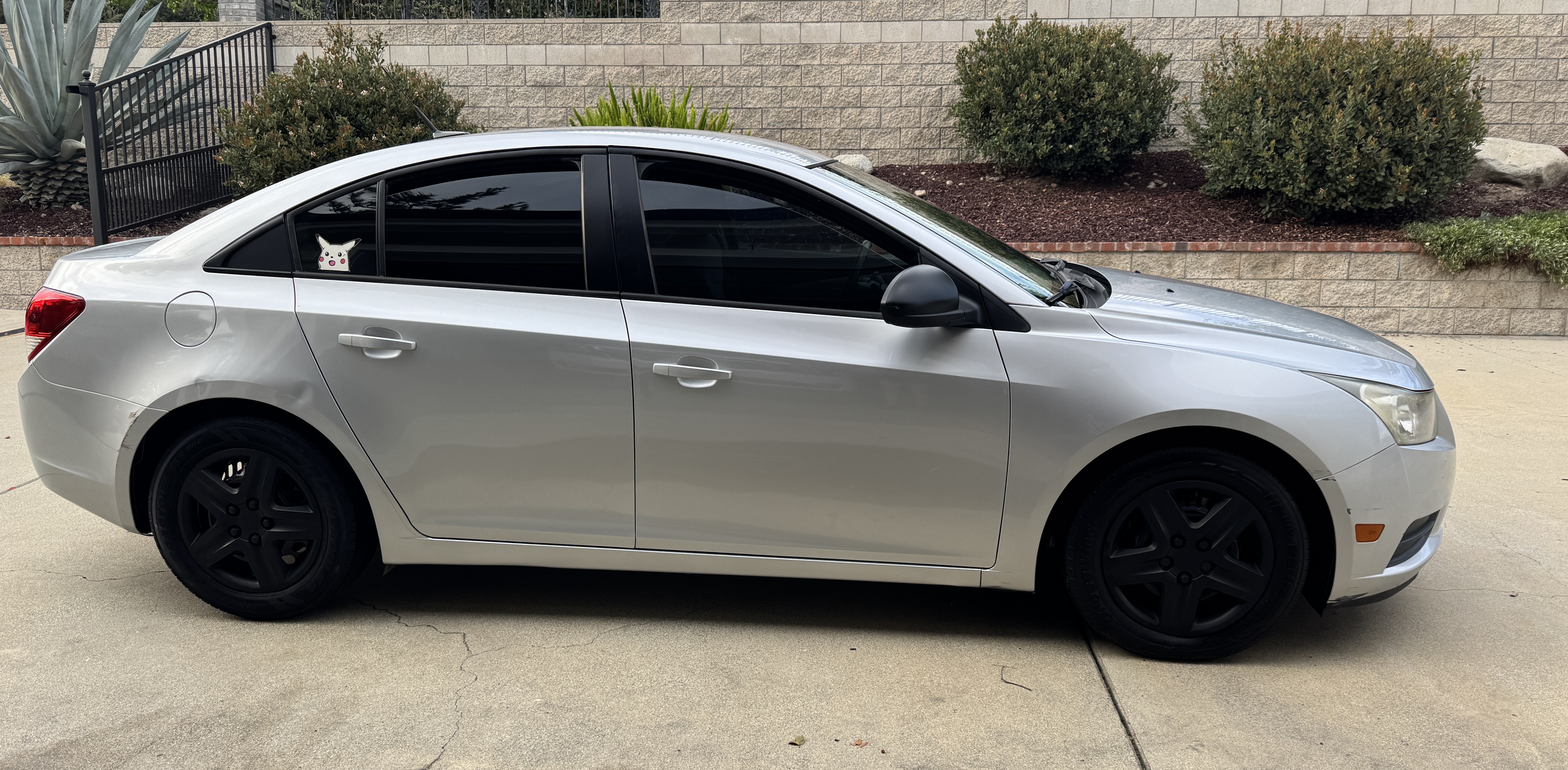 Used 2014 Chevrolet Cruze LS FWD image 8