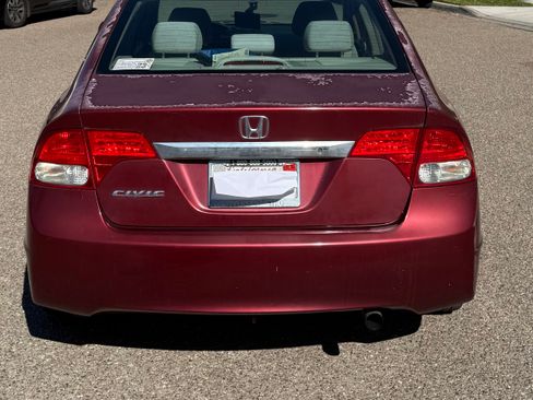 Used 2010 Honda Civic LX image 4