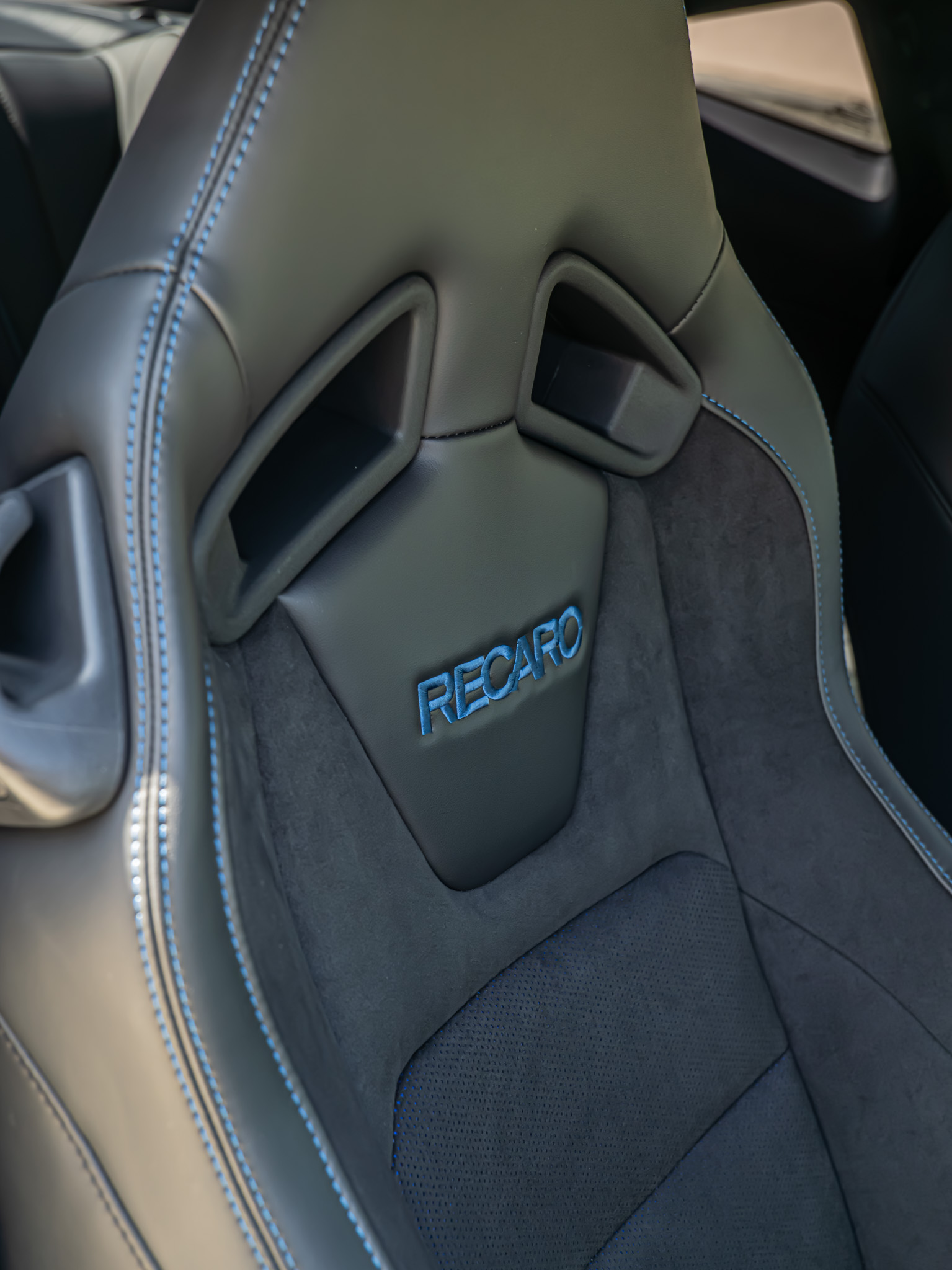 Used 2026 Ford Mustang Dark Horse RWD image 16