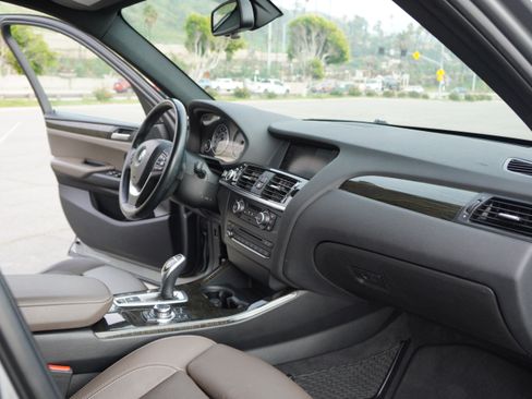 Used 2013 BMW X3 xDrive35i image 12