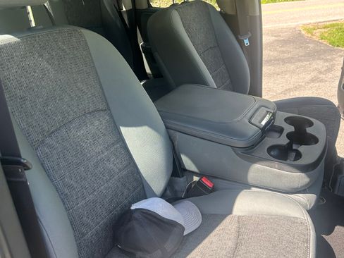 Used 2017 RAM 1500 Big Horn AWD/4WD image 8