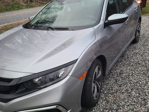 Used 2020 Honda Civic LX image 9