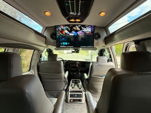 Used 2019 GMC Savana 2500 image 15