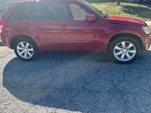 Used 2012 Suzuki Grand Vitara Premium image 11